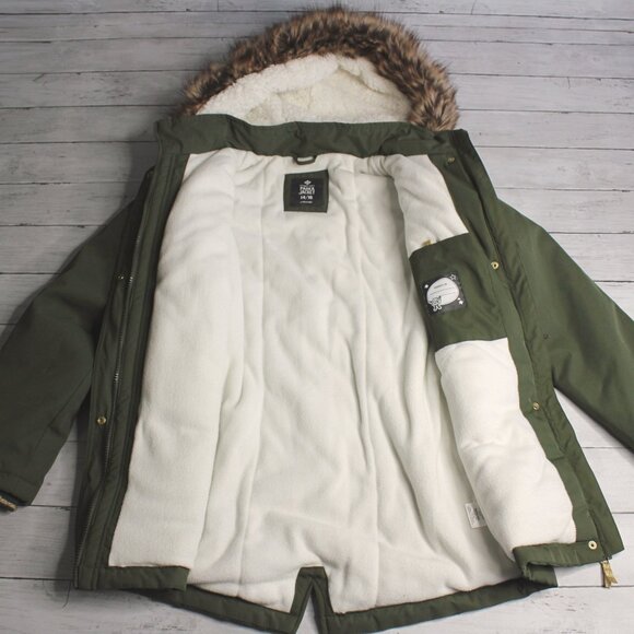 Ultimate Girl's Winter Parka Size 14-16 Green Hooded Fleece Lined Faux Fur - Picture 5 of 6